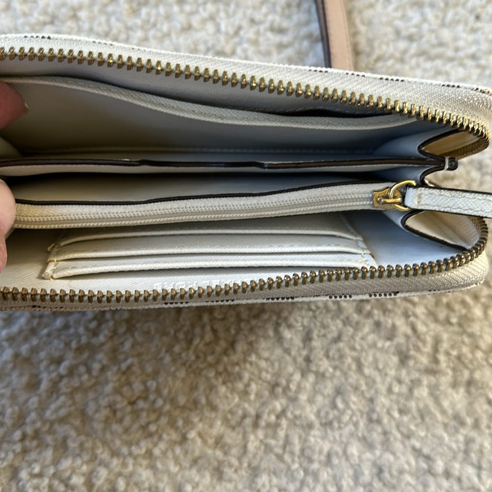 MK Signature Logo Long Wallet / Wristlet - Picture 15 of 17